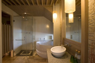 Inspiration for a rustic bathroom remodel in Minneapolis