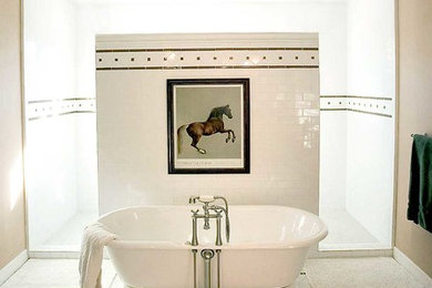 Example of a country bathroom design in Austin