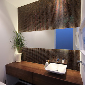 Bathrooms - Living Design