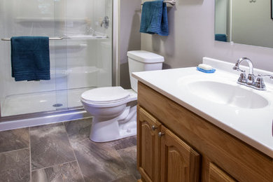 Example of a transitional bathroom design in Milwaukee