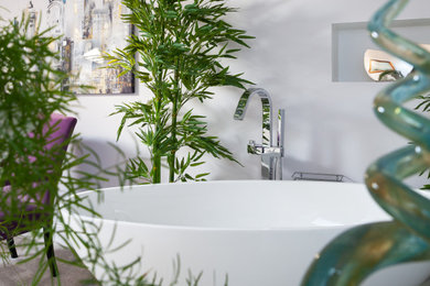 This is an example of a medium sized contemporary family bathroom in Manchester.