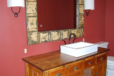 Bathroom - eclectic bathroom idea in Cedar Rapids