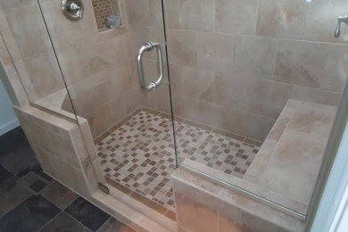 Klassisches Badezimmer in Sonstige
