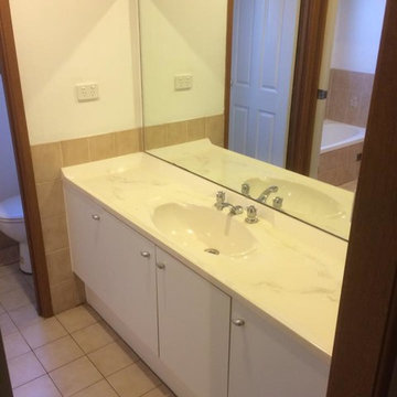 Baulkham Hills Bathroom Pre-Renovation 2016
