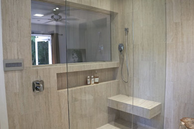 Example of a large minimalist bathroom design in Miami