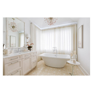 Beach Style Bathroom - Beach Style - Bathroom - Miami | Houzz