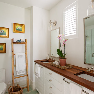 Beach Style Bathroom