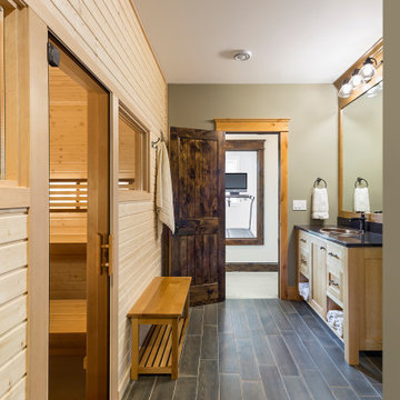 Beautiful Sauna & Home Gym Including Shower, Bathroom & Changing Area