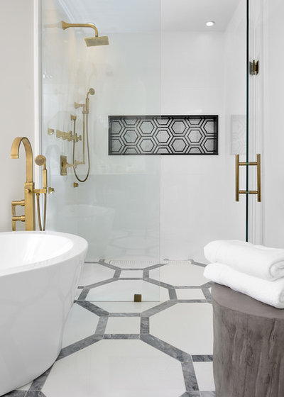 Classique Chic Salle de Bain by Erica Gelman Design Inc.