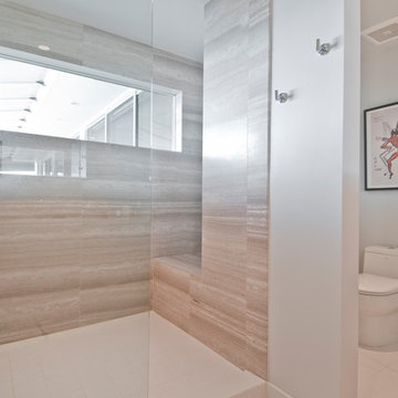 Beverly Hills, Palm Dr - Bathroom