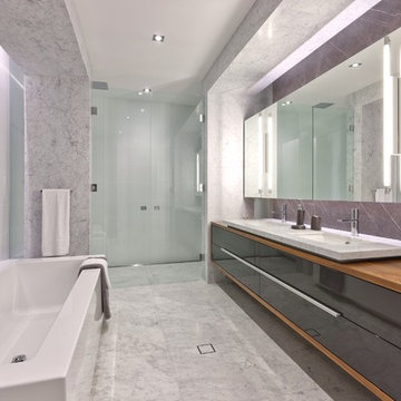 Bianco Carrara & Pietra Grigio Bathroom