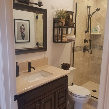 Biscarra - Guest Bathroom - Long Beach