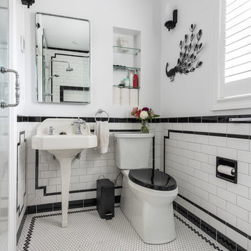 Black and White Art Deco Bathroom