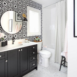 https://www.houzz.com/photos/black-and-white-bathroom-traditional-bathroom-toronto-phvw-vp~33717544