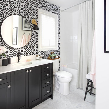 Black & White Bathroom