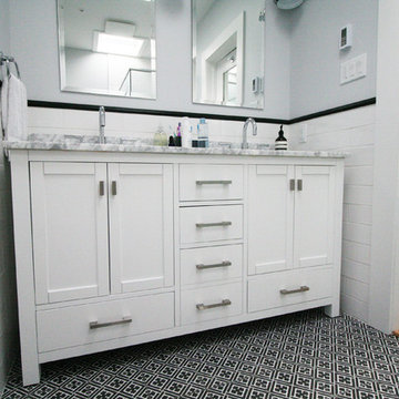 Black and white new bathroom in NDG