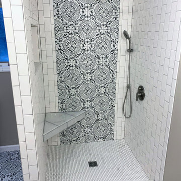 Black & white patterned tile bathroom