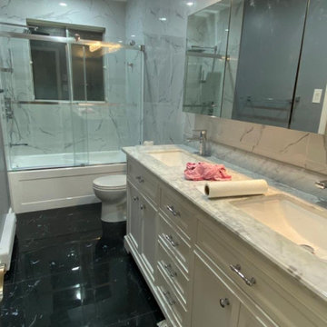 Black and White Washroom / Bathroom