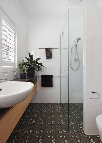 Contemporary Bathroom by Philip Leeson Architects