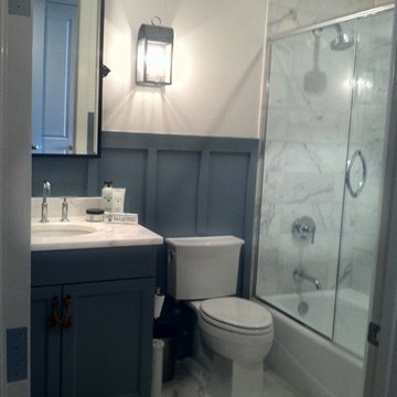 Blue Cottage Bathroom