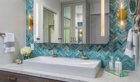 Before and After: 4 Bathroom Remodels in 91 to 102 Square Feet