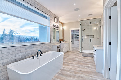 Bathroom - transitional bathroom idea in Calgary