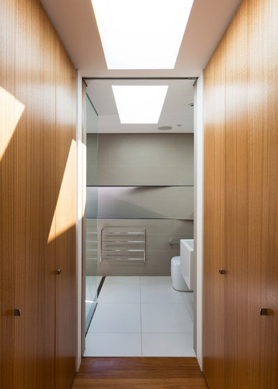 Modern Bathroom by Fearns Studio