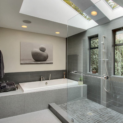 Inspiration for a contemporary bathroom remodel in Seattle