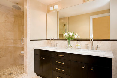 Example of a classic bathroom design in Boston