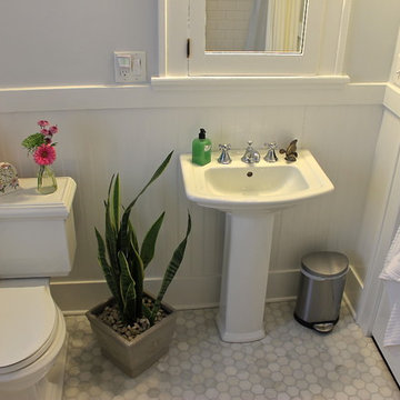 Bungalow Bathroom