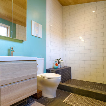 Bungalow Bathroom