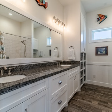 Bunkroom bath