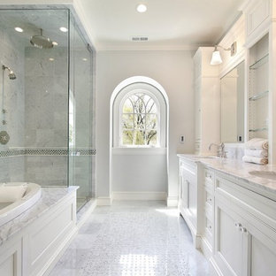 Bathroom - traditional bathroom idea in New York