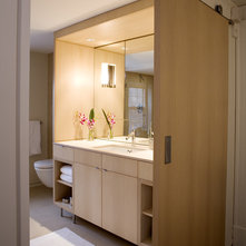 Modern Bathroom by LDa Architecture & Interiors
