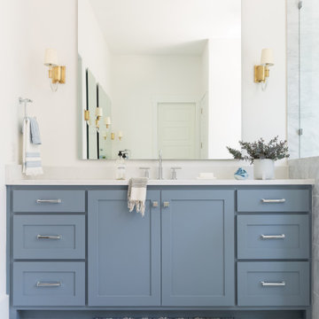 75 Blue Gray Tile Bathroom Ideas You'll Love - August, 2024 | Houzz