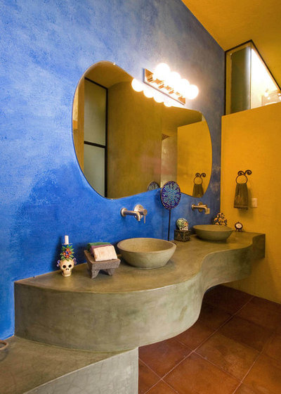 Southwestern Bathroom by House + House Architects
