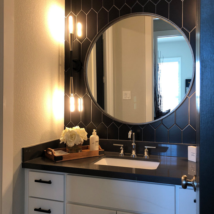 View of Secondary Bathroom - Photos & Ideas | Houzz