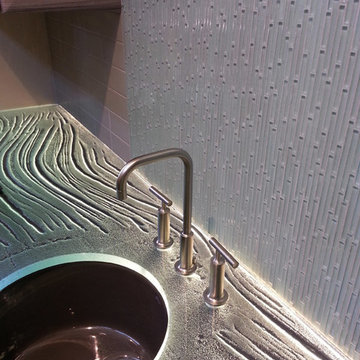 Cast glass countertop for vanity top