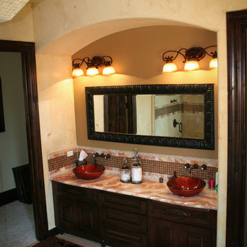 Cedar Hurst - Master Bathroom