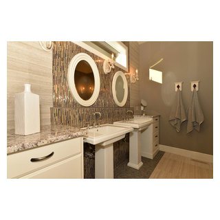 Central Alberta Tile One Projects - Classique - Salle de Bain - Calgary ... - Central Alberta Tile One