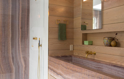 Room of the Week: A Luxurious Timber-clad Bathroom in New York