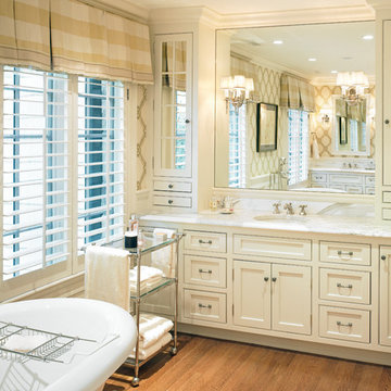 Charles River Country House