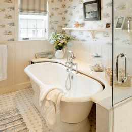 https://www.houzz.com/photos/charlestown-beach-cottage-beach-style-bathroom-providence-phvw-vp~6941536