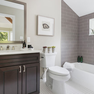 75 Beautiful Transitional Kids Bathroom Pictures Ideas September 2021 Houzz