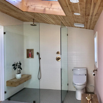 Chicago Private Bathroom