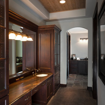 Clarkston Home for Petrucci Homes: Master Vanity
