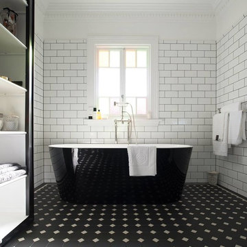 Classic Black & White Bath with Winckelmans Tiles