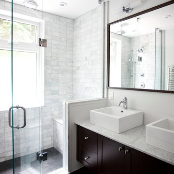Classic Contemporary Washroom