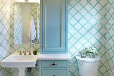 Inspiration for an eclectic bathroom remodel in Chicago