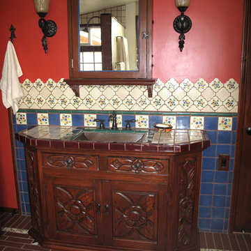 Cliff House Bathroom
